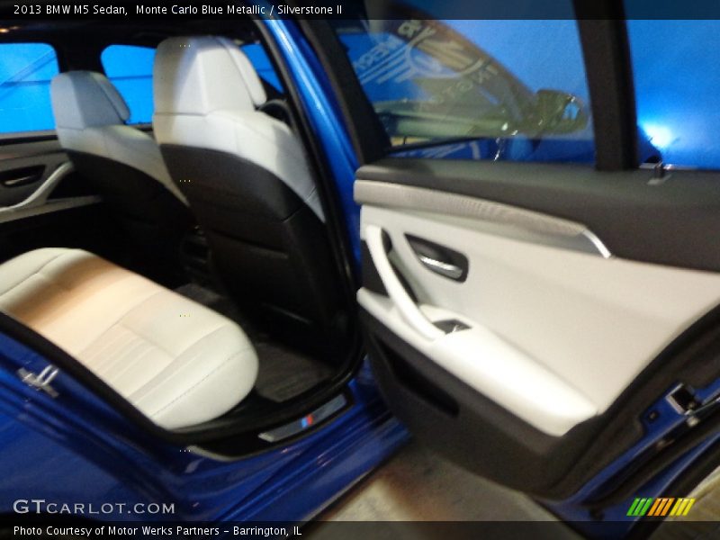 Monte Carlo Blue Metallic / Silverstone II 2013 BMW M5 Sedan