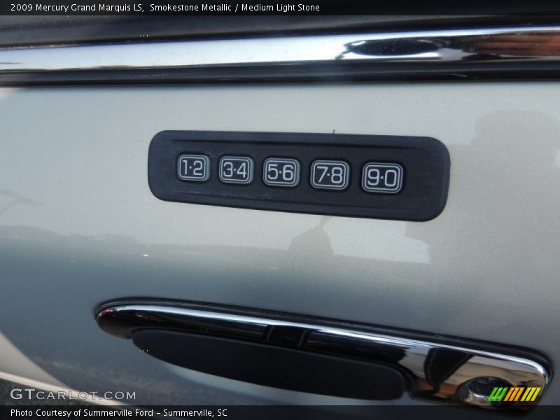 Smokestone Metallic / Medium Light Stone 2009 Mercury Grand Marquis LS