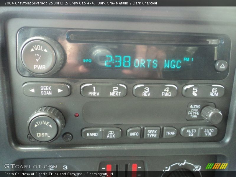 Dark Gray Metallic / Dark Charcoal 2004 Chevrolet Silverado 2500HD LS Crew Cab 4x4