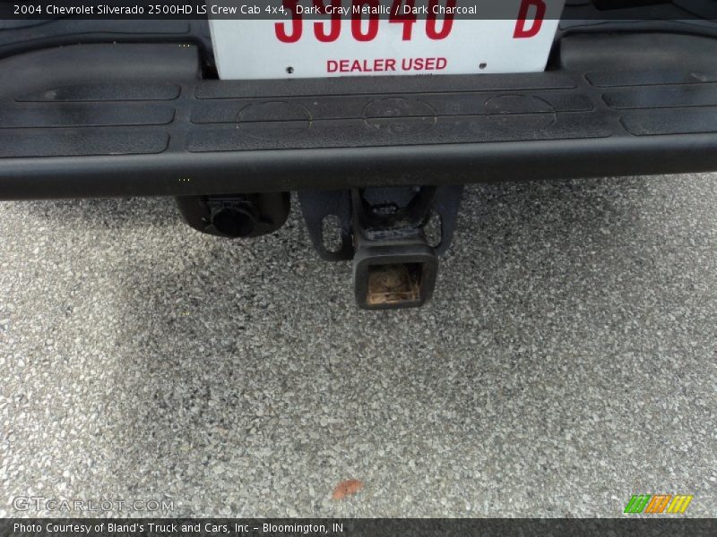 Dark Gray Metallic / Dark Charcoal 2004 Chevrolet Silverado 2500HD LS Crew Cab 4x4