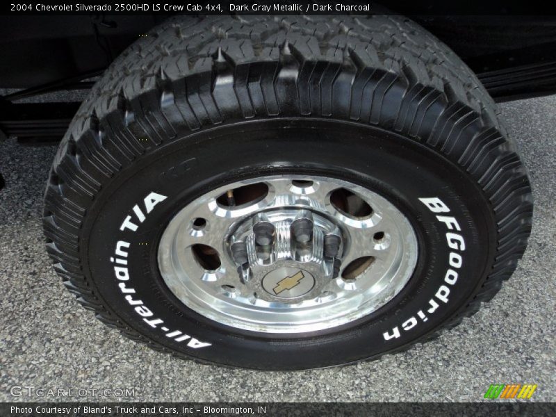 Dark Gray Metallic / Dark Charcoal 2004 Chevrolet Silverado 2500HD LS Crew Cab 4x4