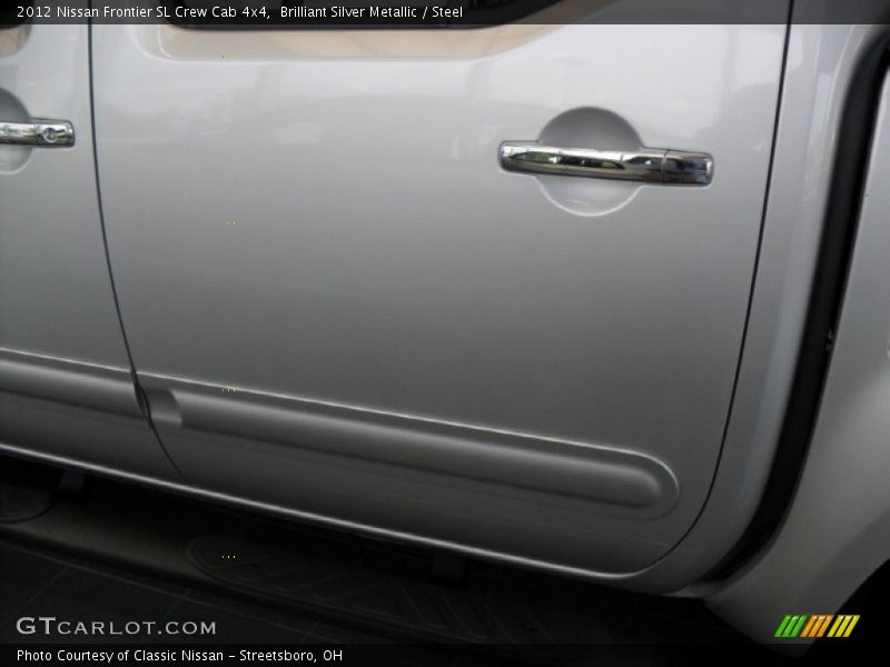 Brilliant Silver Metallic / Steel 2012 Nissan Frontier SL Crew Cab 4x4