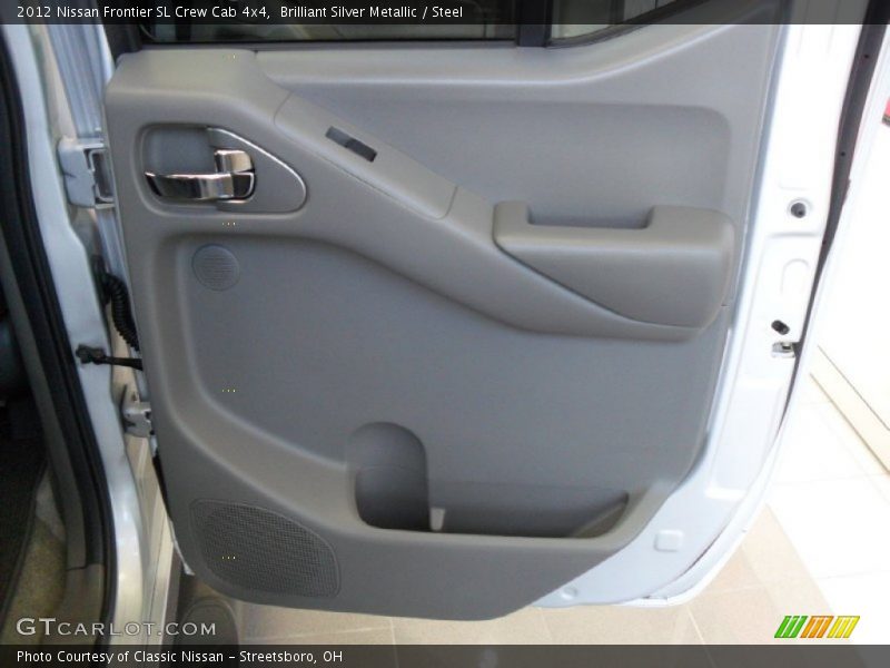 Brilliant Silver Metallic / Steel 2012 Nissan Frontier SL Crew Cab 4x4