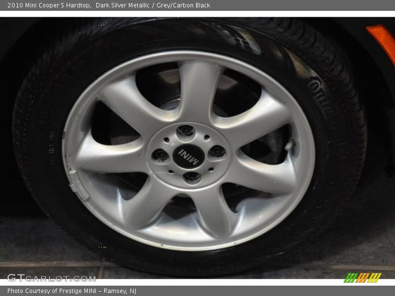 Dark Silver Metallic / Grey/Carbon Black 2010 Mini Cooper S Hardtop