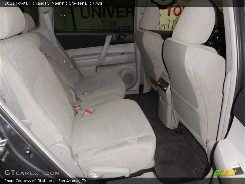 Magnetic Gray Metallic / Ash 2011 Toyota Highlander