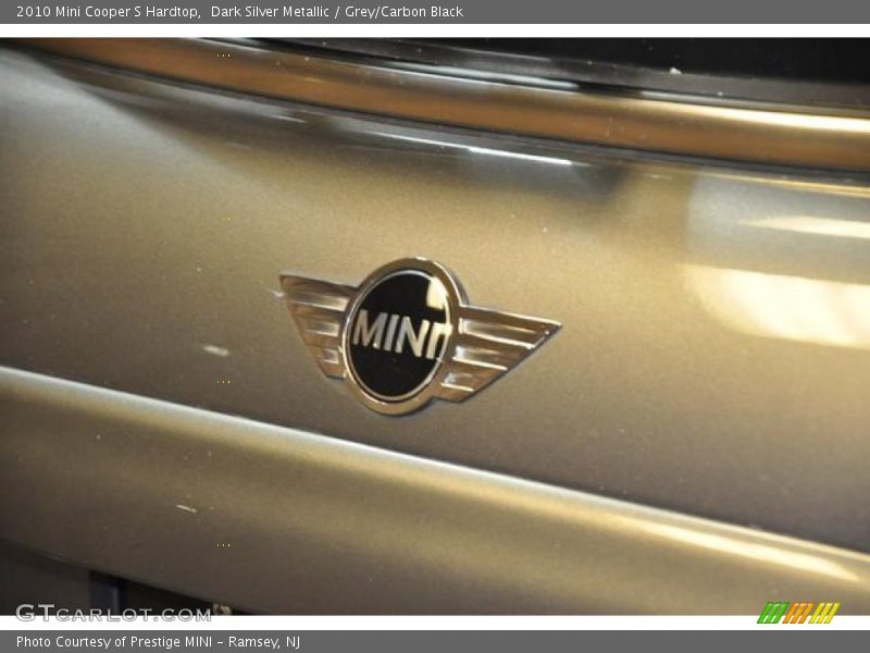 Dark Silver Metallic / Grey/Carbon Black 2010 Mini Cooper S Hardtop