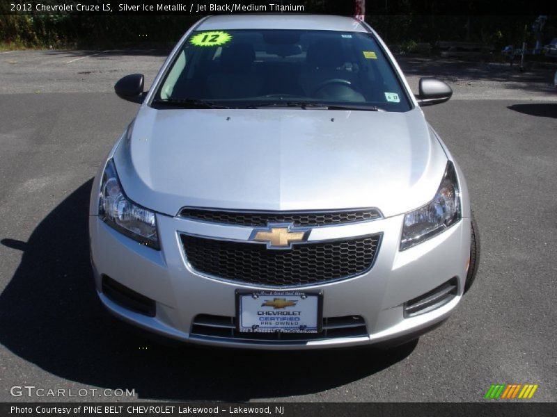 Silver Ice Metallic / Jet Black/Medium Titanium 2012 Chevrolet Cruze LS