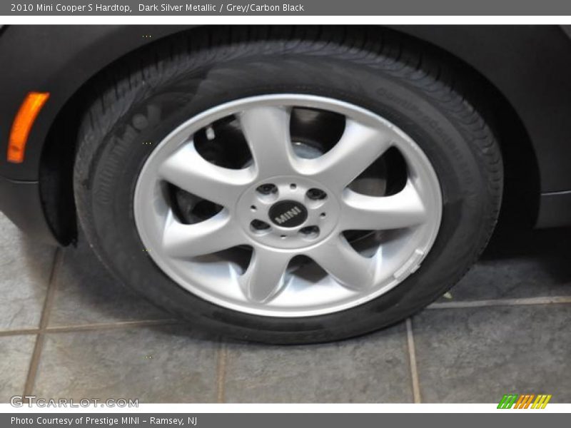 Dark Silver Metallic / Grey/Carbon Black 2010 Mini Cooper S Hardtop