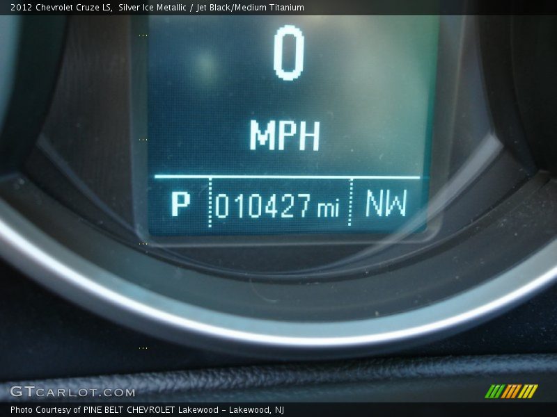 Silver Ice Metallic / Jet Black/Medium Titanium 2012 Chevrolet Cruze LS