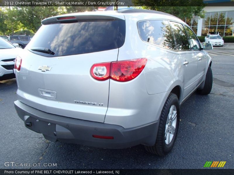 Silver Ice Metallic / Dark Gray/Light Gray 2012 Chevrolet Traverse LT