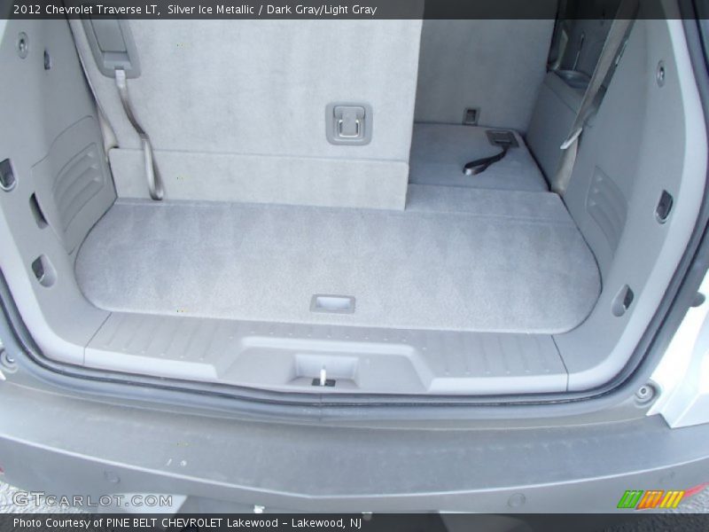 Silver Ice Metallic / Dark Gray/Light Gray 2012 Chevrolet Traverse LT