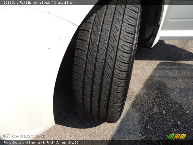 White Suede / Charcoal Black 2013 Ford Flex SEL