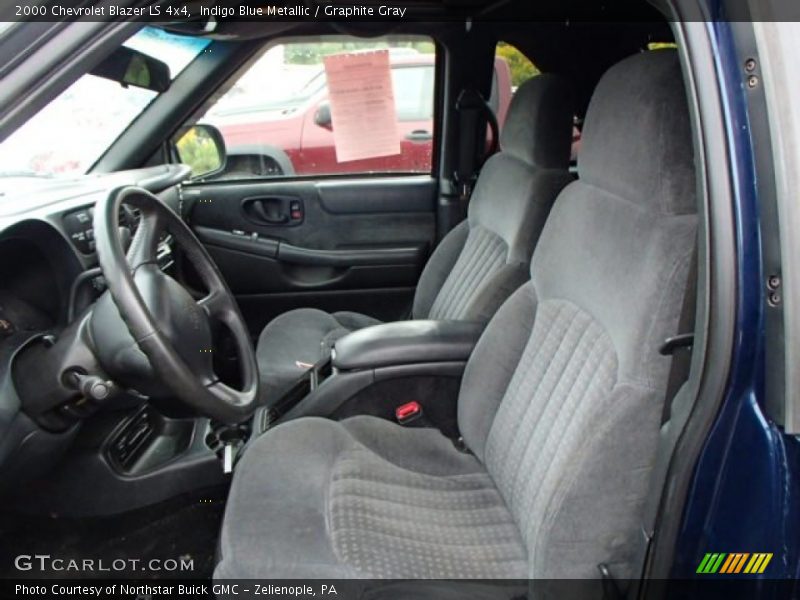 Indigo Blue Metallic / Graphite Gray 2000 Chevrolet Blazer LS 4x4