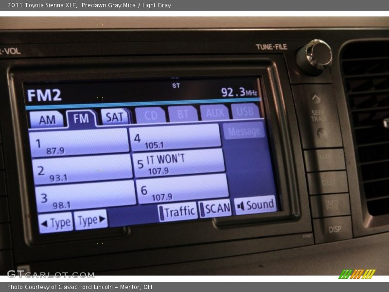 Predawn Gray Mica / Light Gray 2011 Toyota Sienna XLE