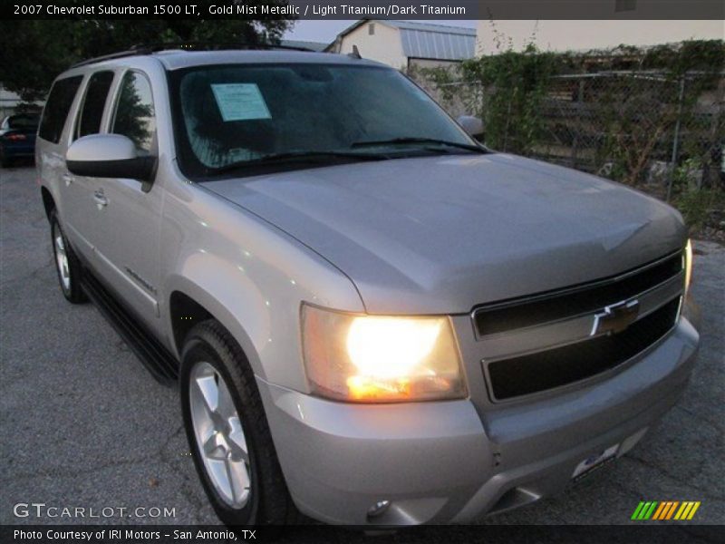 Gold Mist Metallic / Light Titanium/Dark Titanium 2007 Chevrolet Suburban 1500 LT