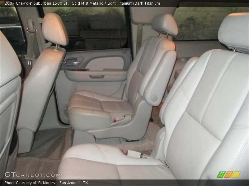 Gold Mist Metallic / Light Titanium/Dark Titanium 2007 Chevrolet Suburban 1500 LT