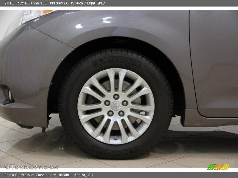Predawn Gray Mica / Light Gray 2011 Toyota Sienna XLE
