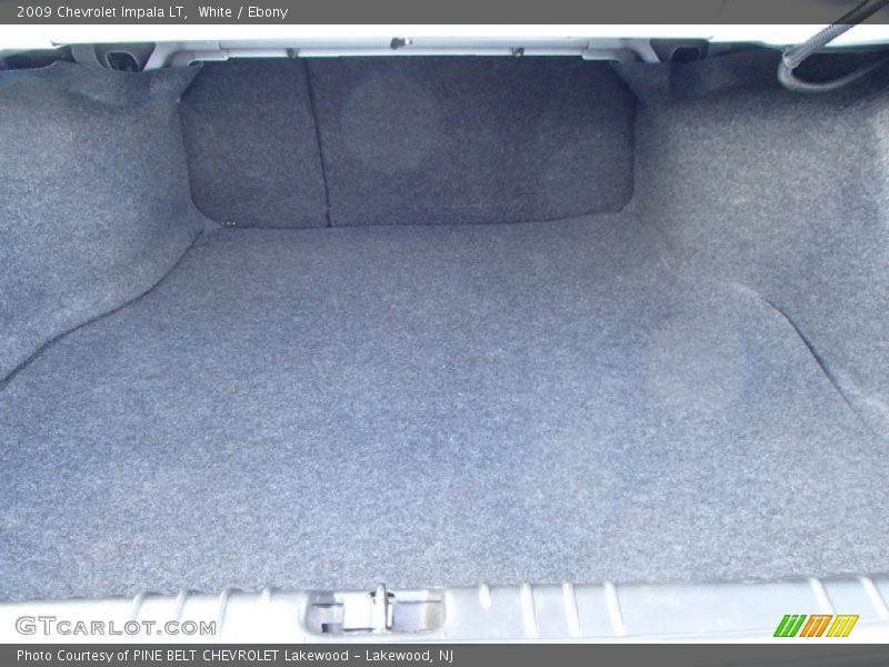 White / Ebony 2009 Chevrolet Impala LT
