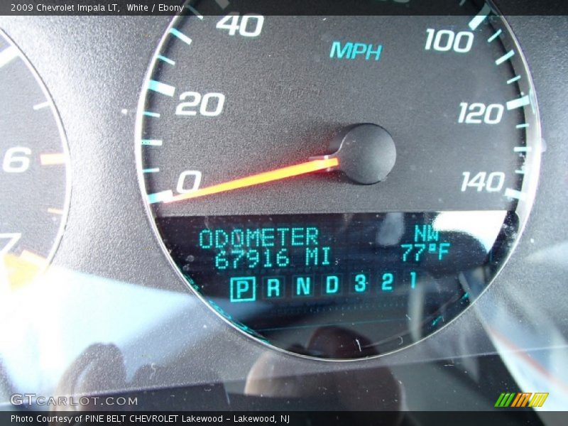 White / Ebony 2009 Chevrolet Impala LT
