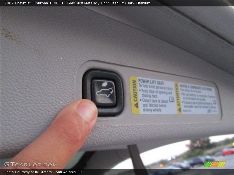 Gold Mist Metallic / Light Titanium/Dark Titanium 2007 Chevrolet Suburban 1500 LT