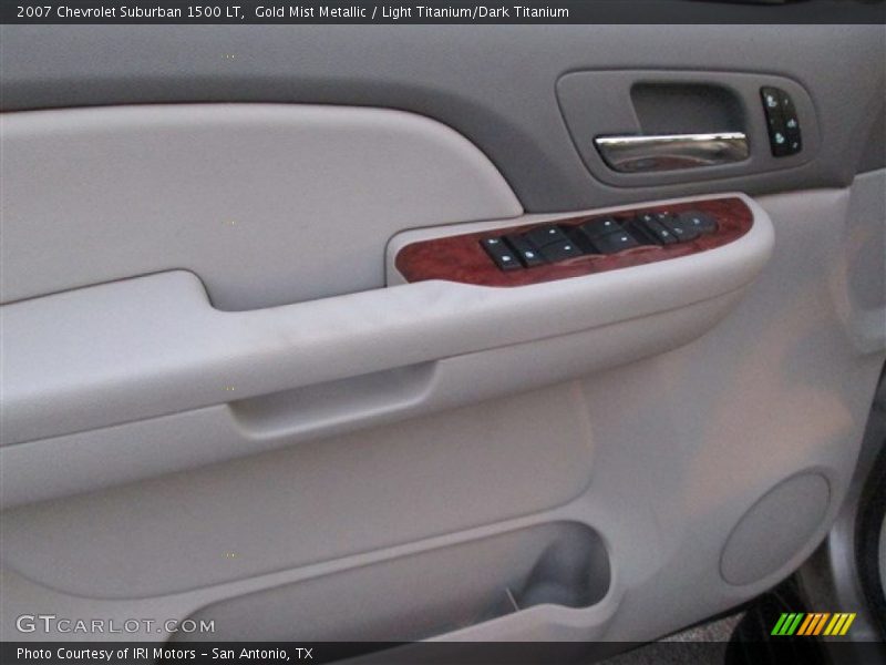 Gold Mist Metallic / Light Titanium/Dark Titanium 2007 Chevrolet Suburban 1500 LT