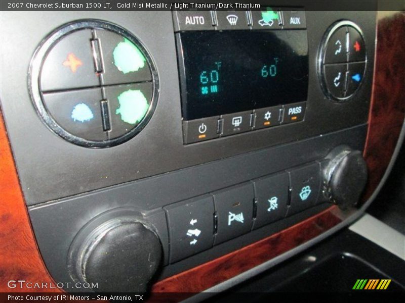 Gold Mist Metallic / Light Titanium/Dark Titanium 2007 Chevrolet Suburban 1500 LT