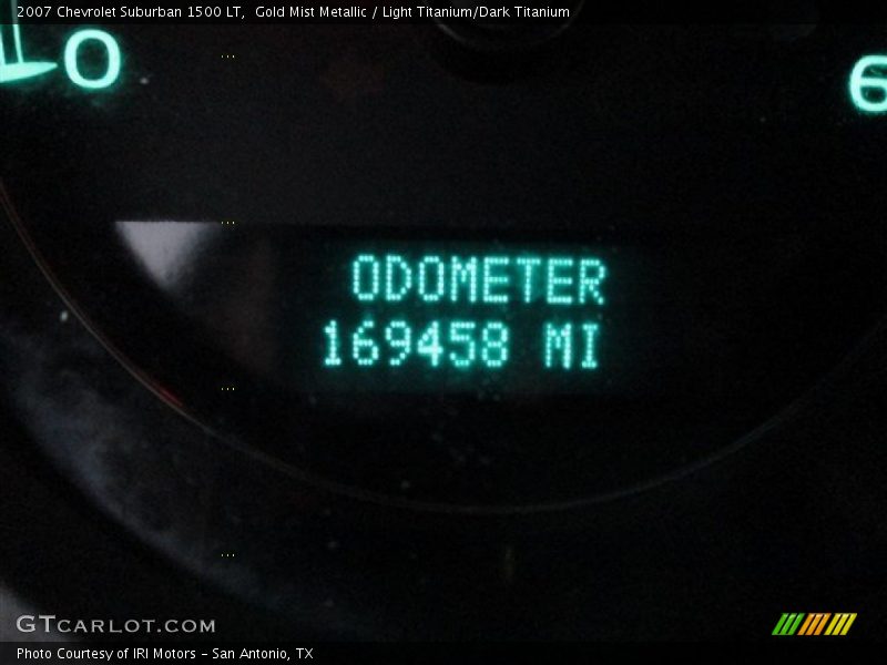 Gold Mist Metallic / Light Titanium/Dark Titanium 2007 Chevrolet Suburban 1500 LT