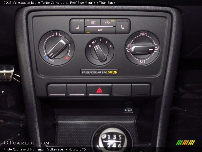 Reef Blue Metallic / Titan Black 2013 Volkswagen Beetle Turbo Convertible