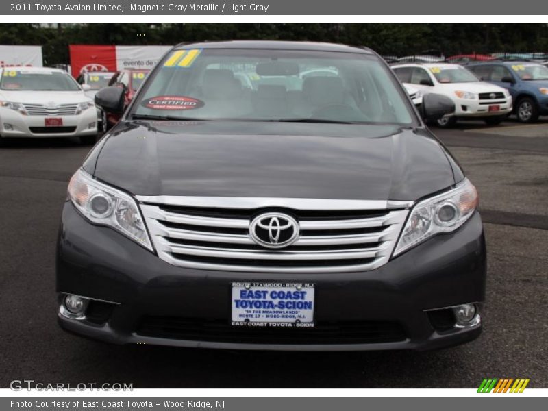 Magnetic Gray Metallic / Light Gray 2011 Toyota Avalon Limited