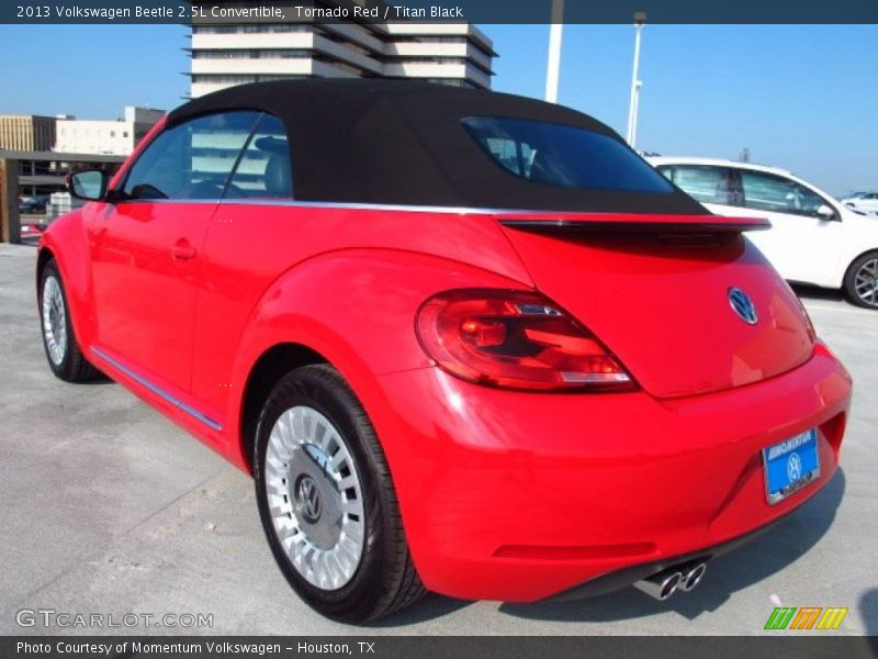 Tornado Red / Titan Black 2013 Volkswagen Beetle 2.5L Convertible