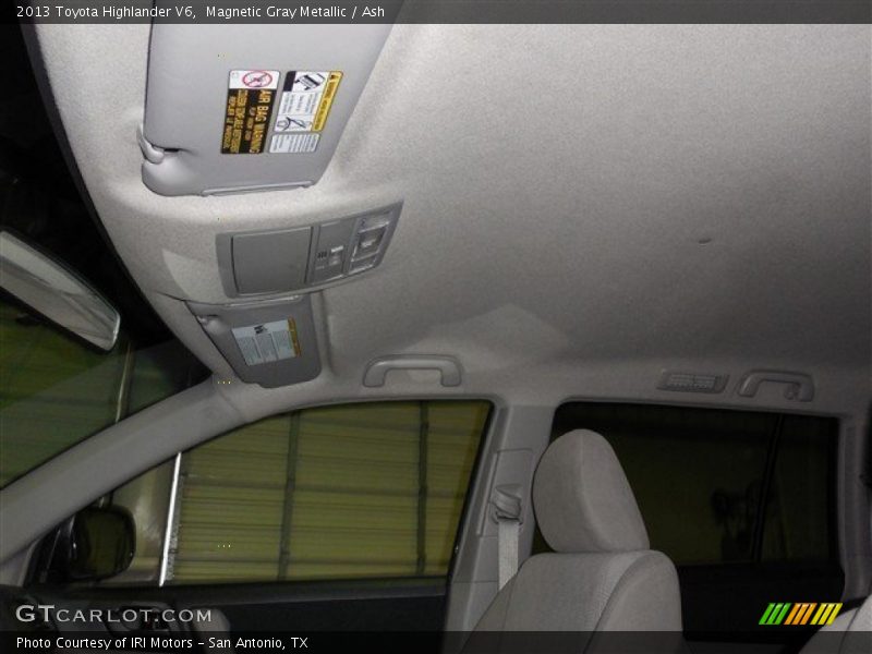 Magnetic Gray Metallic / Ash 2013 Toyota Highlander V6