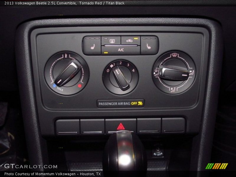 Tornado Red / Titan Black 2013 Volkswagen Beetle 2.5L Convertible