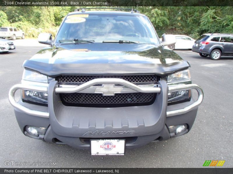 Black / Dark Charcoal 2004 Chevrolet Avalanche 1500 4x4