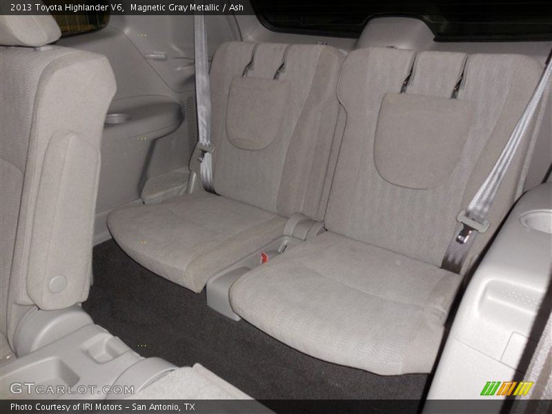 Magnetic Gray Metallic / Ash 2013 Toyota Highlander V6