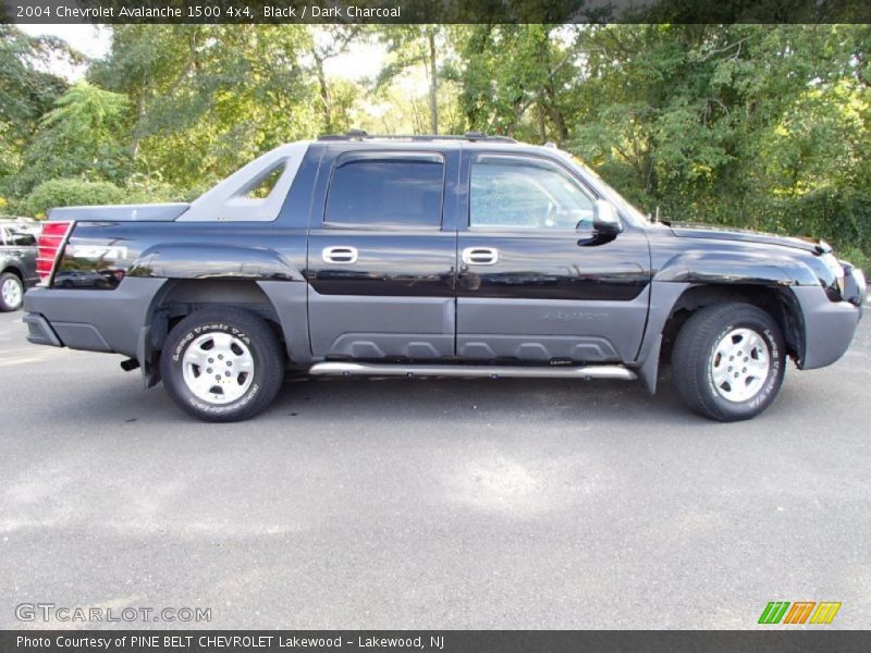 Black / Dark Charcoal 2004 Chevrolet Avalanche 1500 4x4