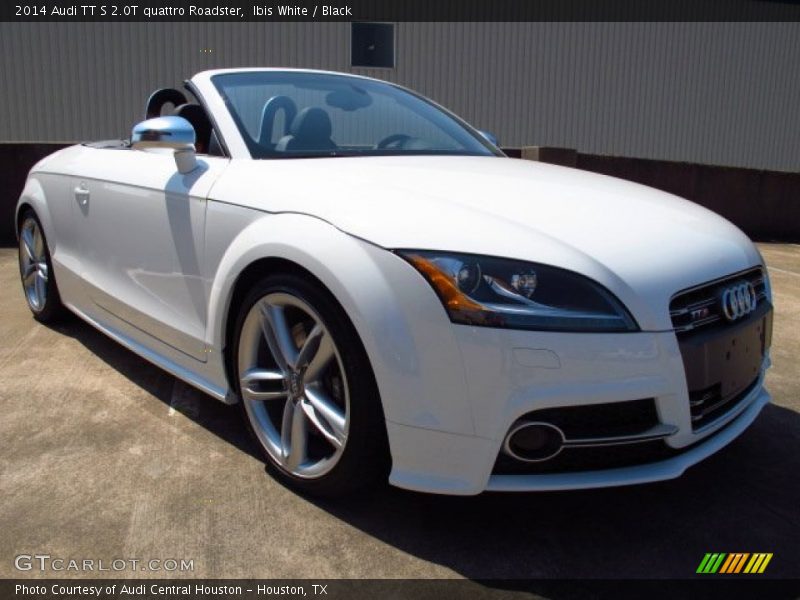 Front 3/4 View of 2014 TT S 2.0T quattro Roadster