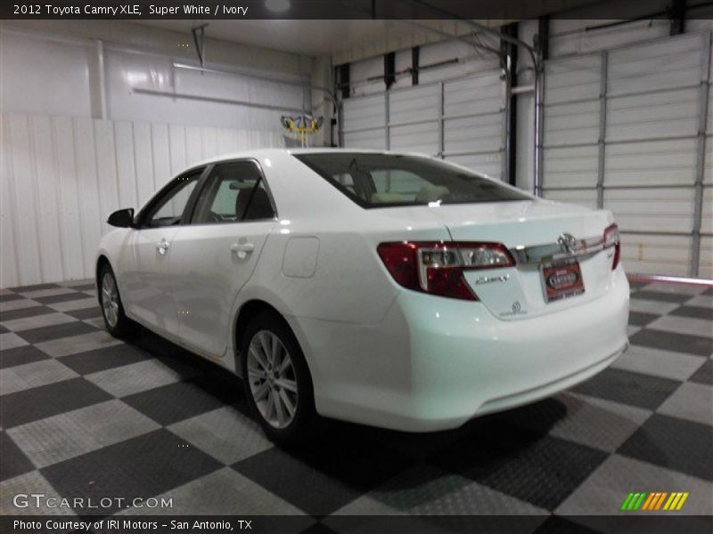 Super White / Ivory 2012 Toyota Camry XLE