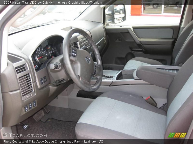 White / Graphite Black/Titanium 2007 Nissan Titan SE Crew Cab 4x4