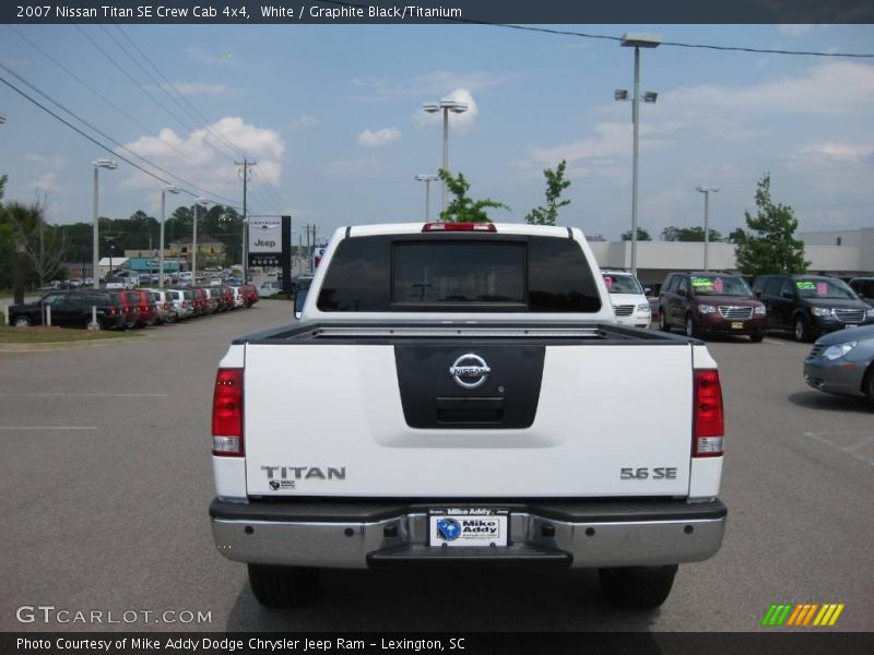 White / Graphite Black/Titanium 2007 Nissan Titan SE Crew Cab 4x4
