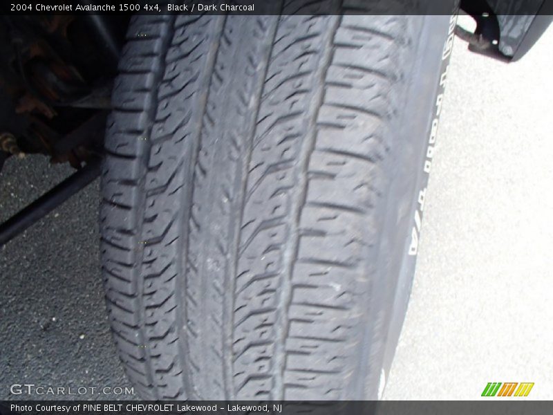 Black / Dark Charcoal 2004 Chevrolet Avalanche 1500 4x4