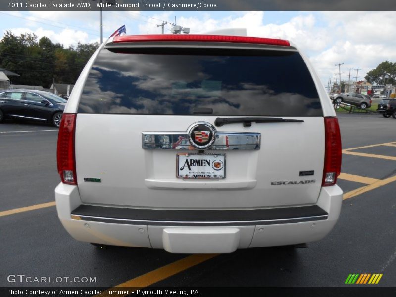 White Diamond Tricoat / Cashmere/Cocoa 2011 Cadillac Escalade AWD