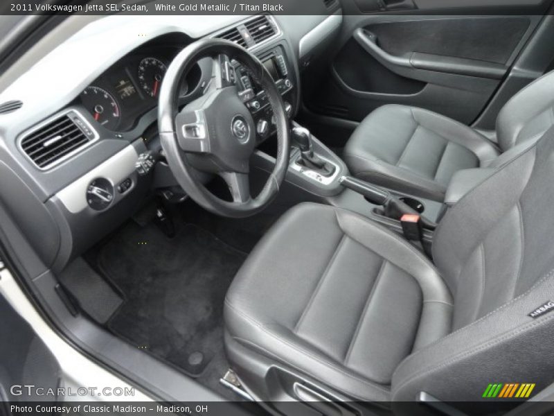 White Gold Metallic / Titan Black 2011 Volkswagen Jetta SEL Sedan