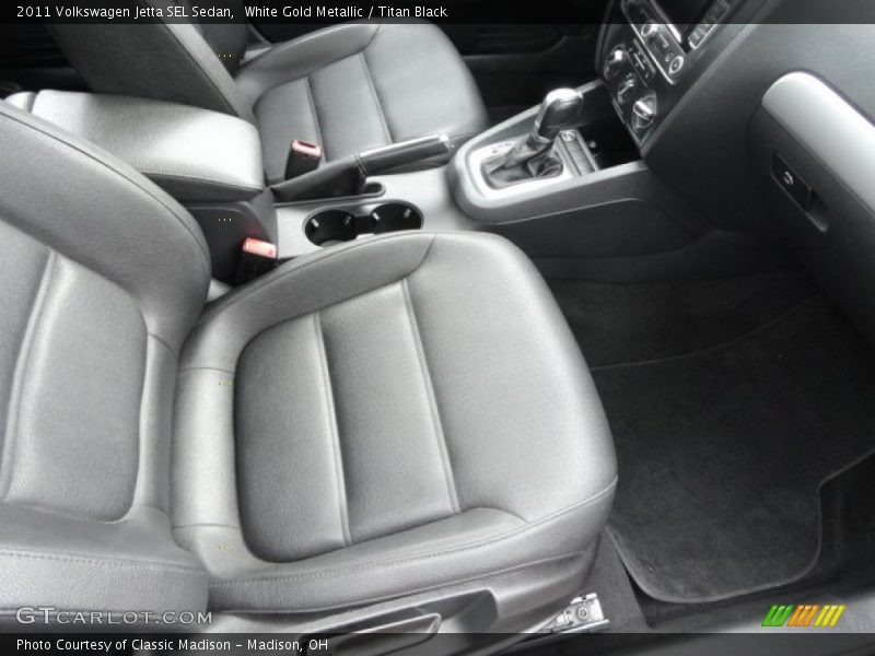 White Gold Metallic / Titan Black 2011 Volkswagen Jetta SEL Sedan