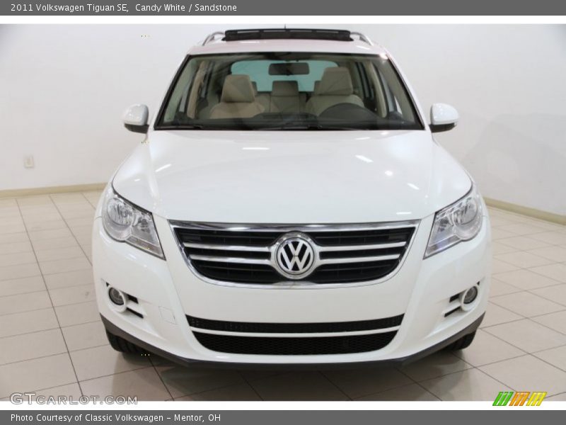 Candy White / Sandstone 2011 Volkswagen Tiguan SE