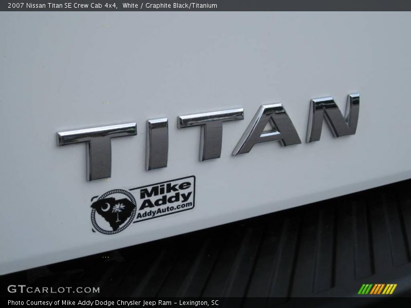 White / Graphite Black/Titanium 2007 Nissan Titan SE Crew Cab 4x4
