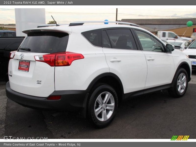 Super White / Ash 2013 Toyota RAV4 XLE AWD