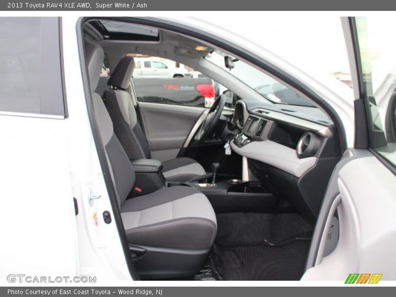 Super White / Ash 2013 Toyota RAV4 XLE AWD