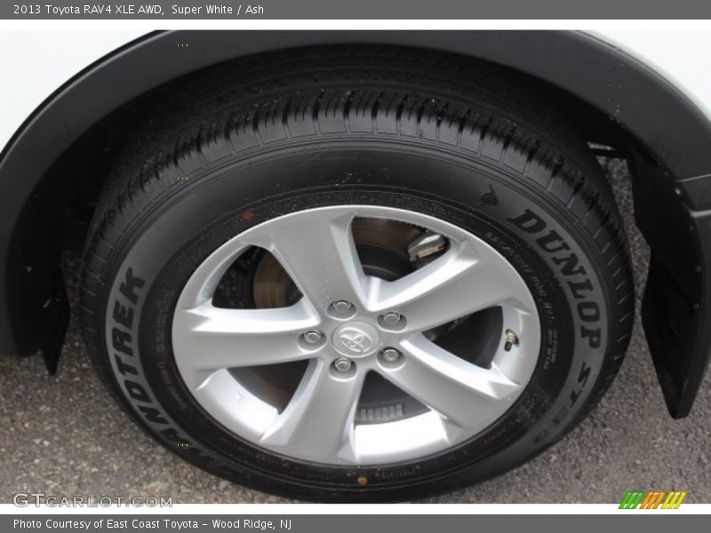 Super White / Ash 2013 Toyota RAV4 XLE AWD