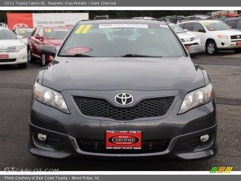 Magnetic Gray Metallic / Dark Charcoal 2011 Toyota Camry SE