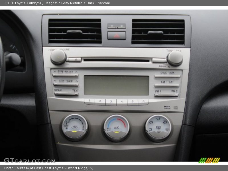 Magnetic Gray Metallic / Dark Charcoal 2011 Toyota Camry SE